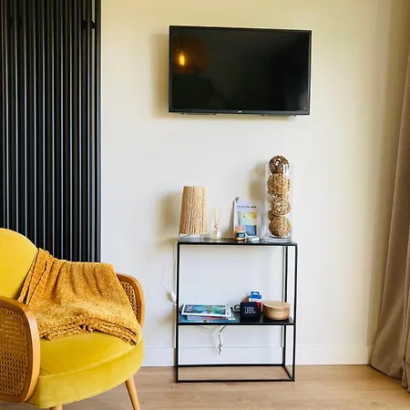 Le Clos De Jade - Appt 3 étoiles Avec Piscine Partagée Appartement